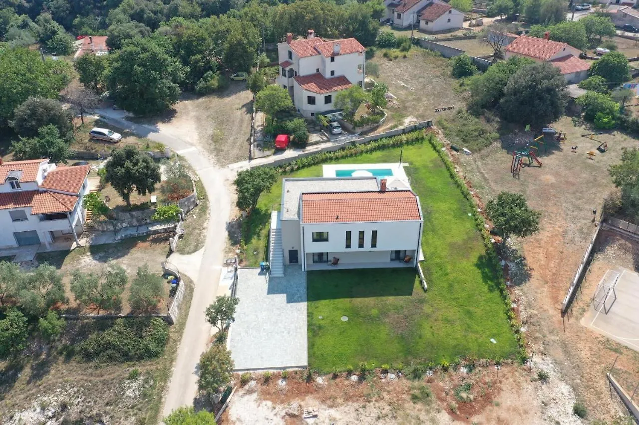 Villa Lia With Pool - Luxury In Vintijan, Near Pula And Medulin 0*,