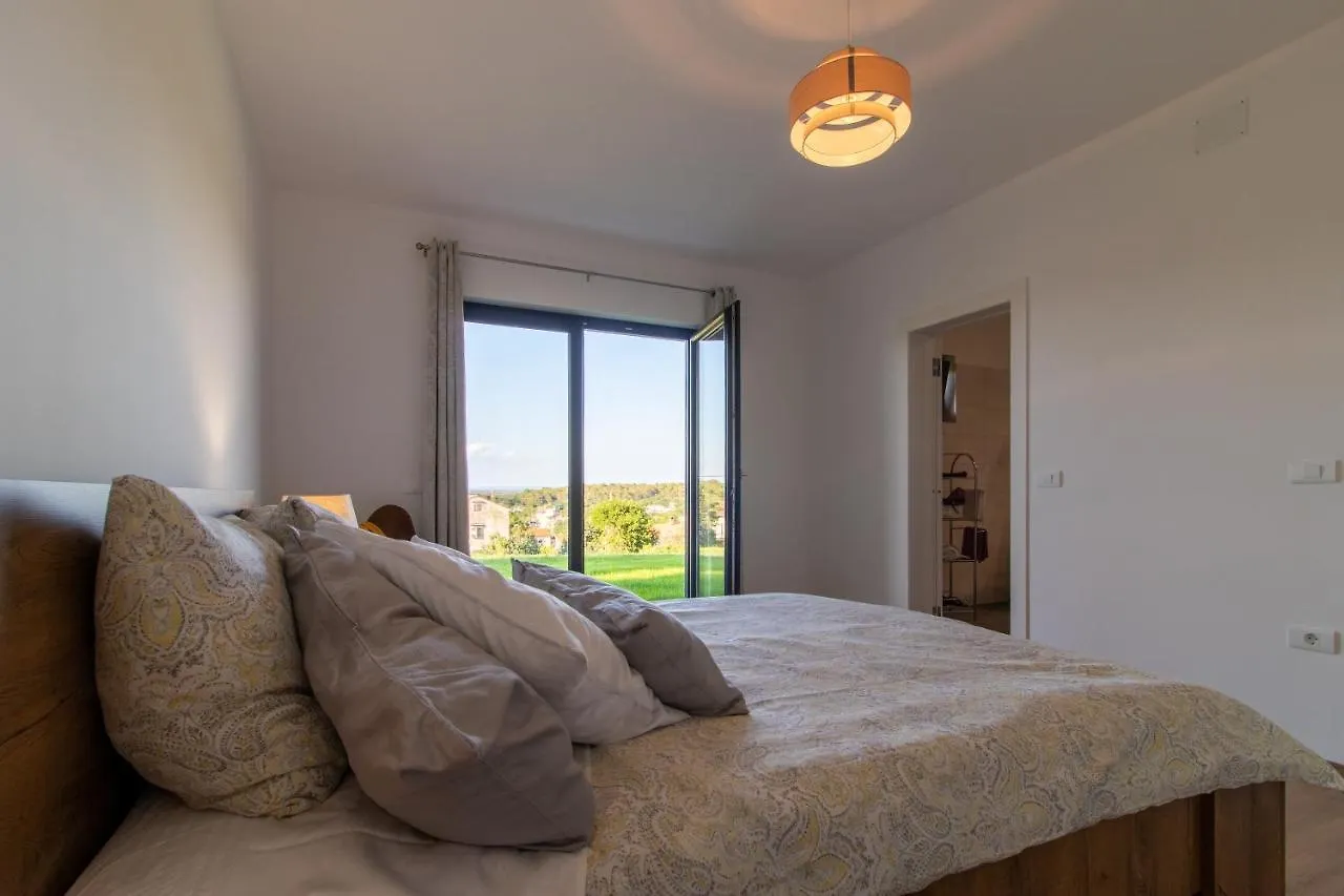 Villa Lia With Pool - Luxury In Vintijan, Near Pula And Medulin