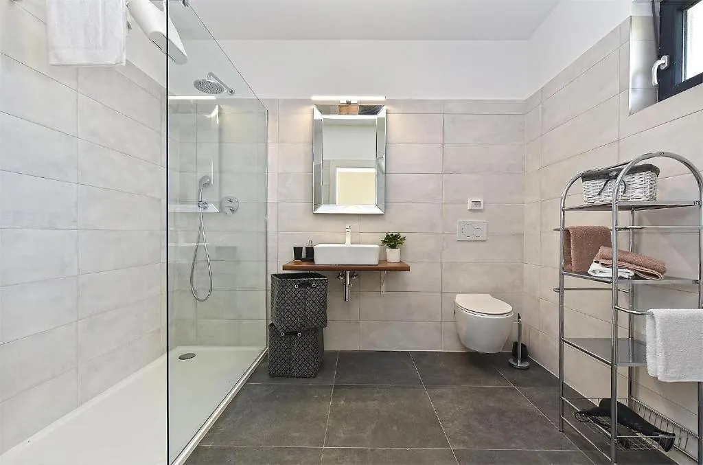 Villa Lia With Pool - Luxury In Vintijan, Near Pula And Medulin