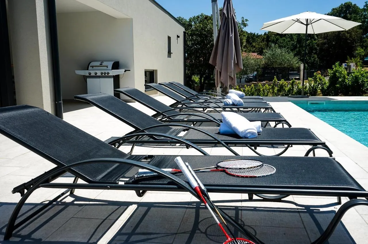 Villa Lia With Pool - Luxury In Vintijan, Near Pula And Medulin